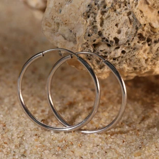 Argola Redonda Média Em Ouro Branco