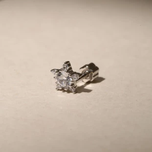 Piercing Estrela Cravejado Com Zircônias Em Prata