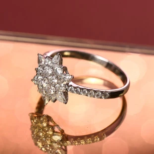 Anel Chuveiro Cravejado Com Diamantes Em Ouro Branco