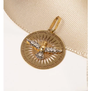 Pingente Espírito Santo Vazado com Diamante em Ouro Amarelo