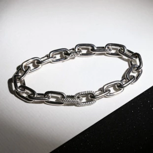 Pulseira Elos Liso e Cravejado Com Zircônias Em Prata