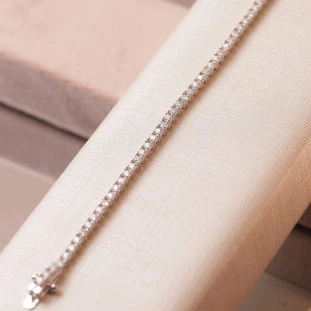 Pulseira Riviera Cravejada Com Moissanites Em Prata 