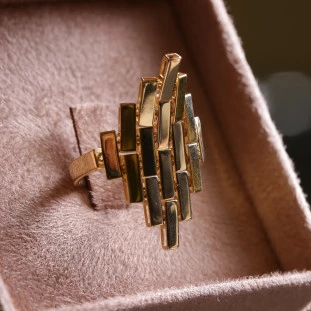 Anel Moissaicos Liso Em Ouro Amarelo 