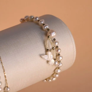 Pulseira Pérolas Terço Com Espirito Santo Hematita