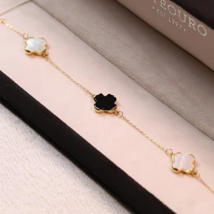 Pulseira Trevos Com Madrepérolas Em Ouro Amarelo 