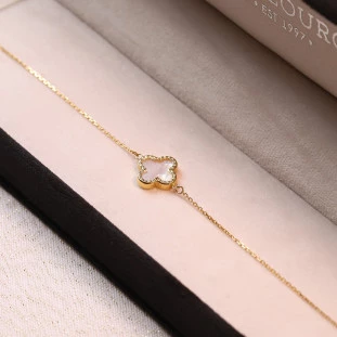 Pulseira Trevo Com Madrepérola Em Ouro Amarelo 