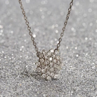 Gargantilha Chuveiro Flor Cravejada Com Diamantes Em Ouro Branco