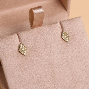 Brinco Losango Cravejado Com Diamantes Em Ouro Amarelo 