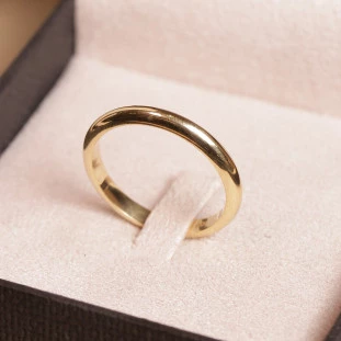 Aliança Boleada Em Ouro Amarelo 