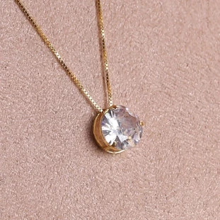 Pingente Ponto de Luz Com Zircônias Em Ouro Amarelo