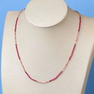 Colar de Quartzo Rosa e Pedras Coloridas