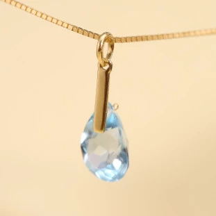 Pingente Com Topazio Gota Em Ouro Amarelo 