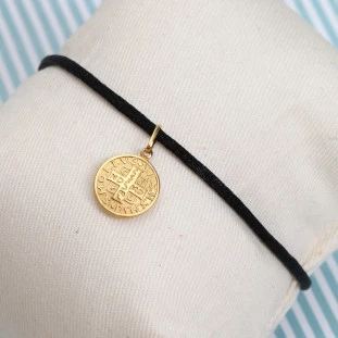 Pulseira Fio De Seda Com Pingente De São Bento Em Ouro Amarelo