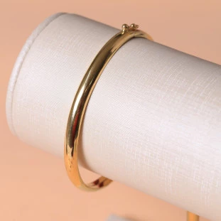 Bracelete Liso Em Ouro Amarelo 