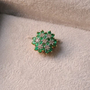 Pingente Chuveiro Esmeralda Redonda Com Diamante Em Ouro Amarelo