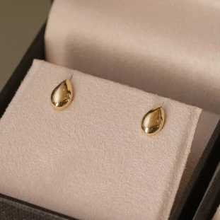 Brinco Gota Polida Em Ouro Amarelo 